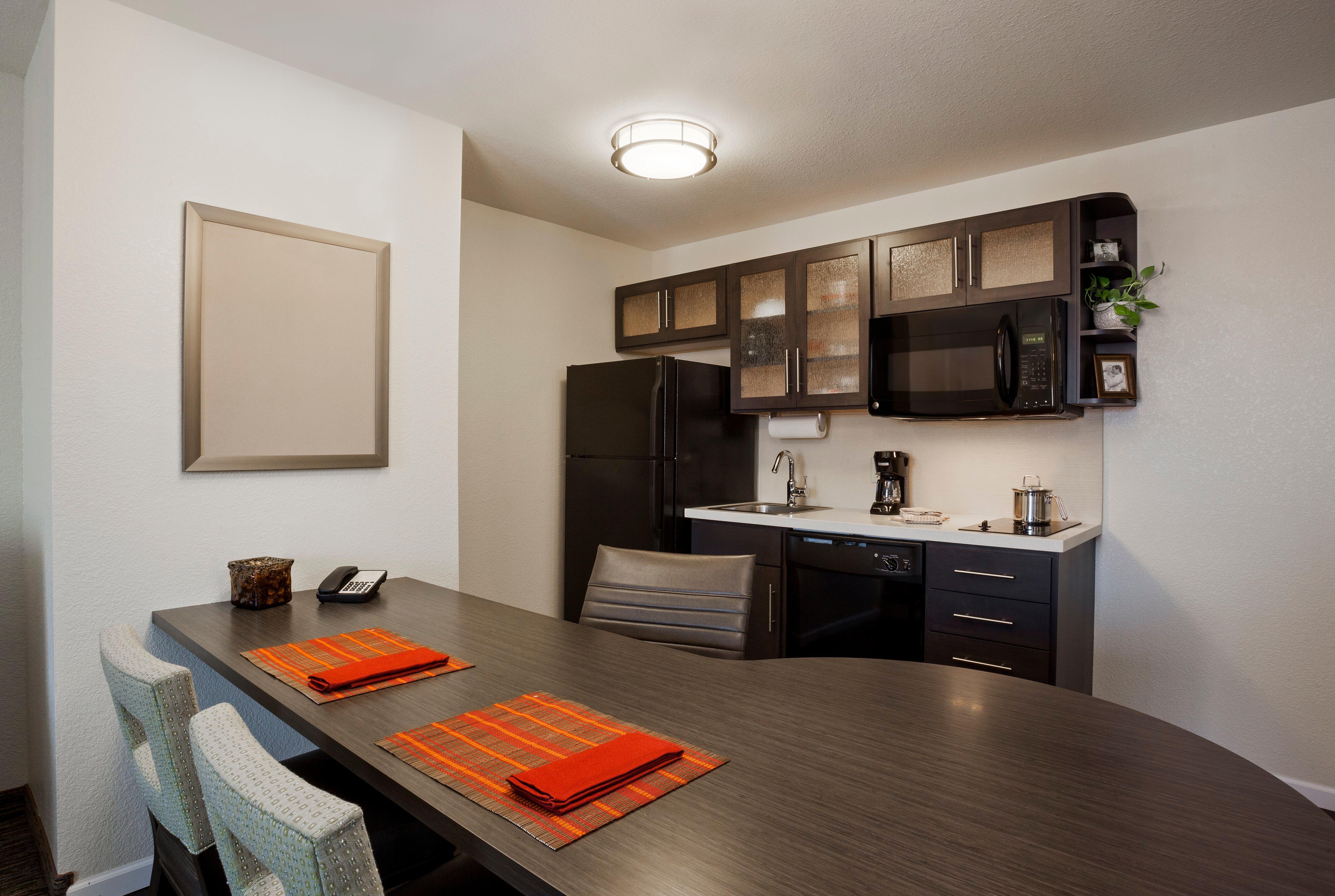 Candlewood Suites Midland By Ihg Eksteriør bilde